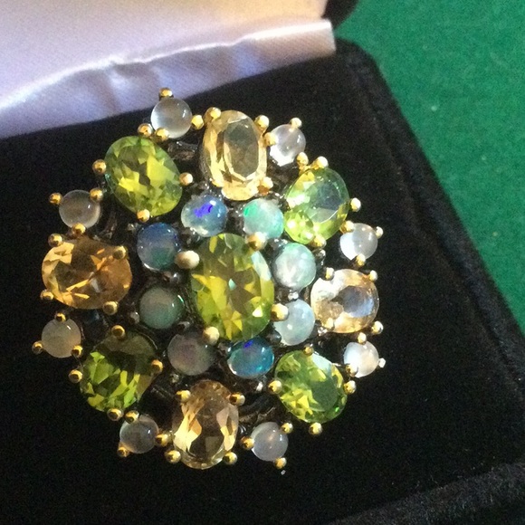Amazing Genuine Peridot, Citrine & Opal Ring - Picture 3 of 12